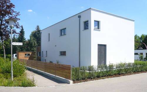 Einfamilienhaus in kubistischem Bauhaus-Design 4