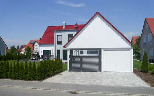 Klassisches Satteldach-Haus modern interpretiert 3